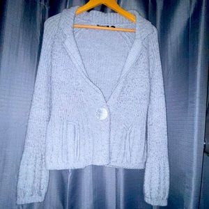 Daisy Fuentes small buttoned cardigan long sleeve